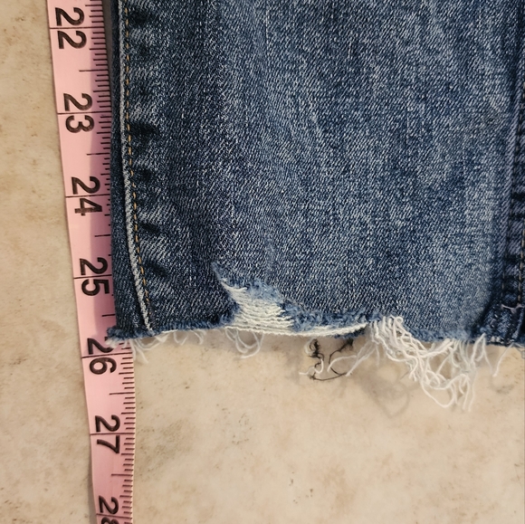 Womens Gap Denim Cigarette Jeans High Rise Distressed Raw Hem Size 28/6 - Picture 4 of 11